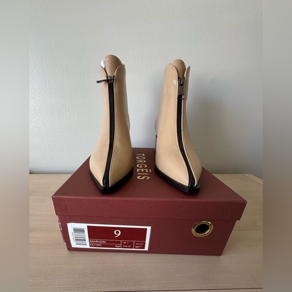 Torgeis Marion Beige Zip-Up Wedge Booties / Size 9 NWB - Picture 1 of 14
